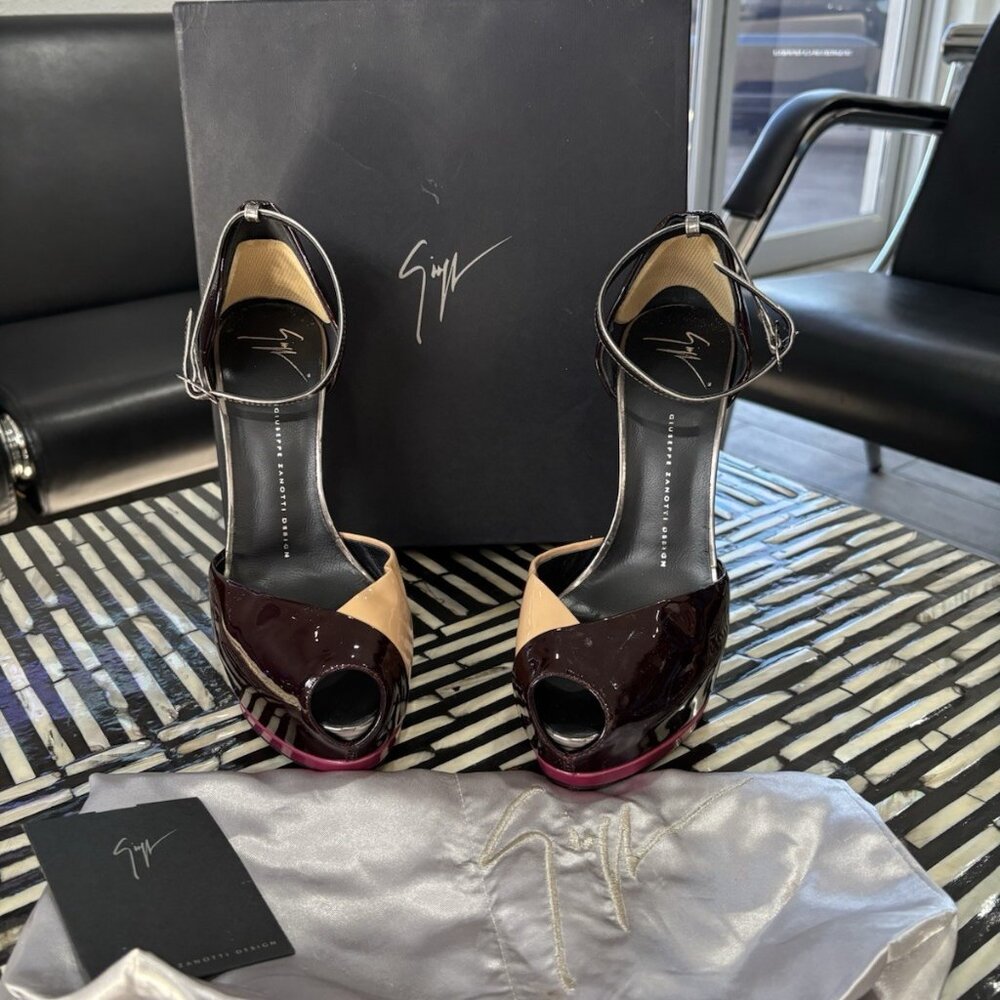 Giuseppe Zanotti Patent Burgundy Open Toe Heels